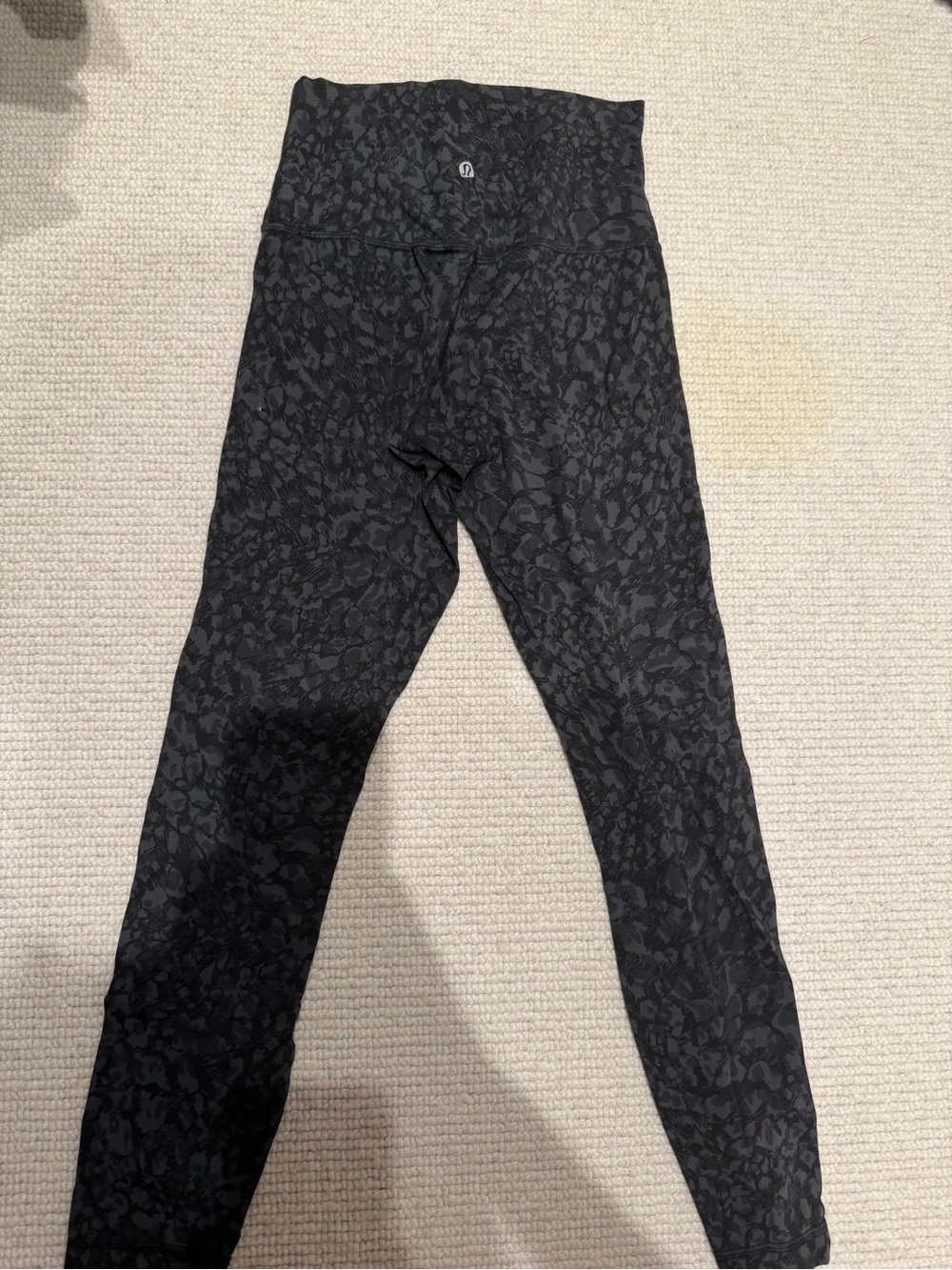 Lululemon High-Rise Black Speckled Print Leggings